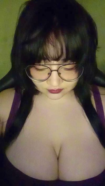 Bruxa_Oichi live cam on Cam4