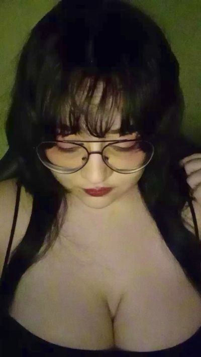 Bruxa_Oichi live cam on Cam4