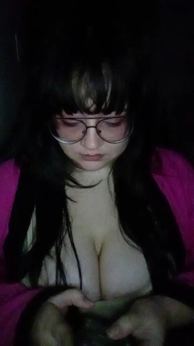 Bruxa_Oichi live cam on Cam4