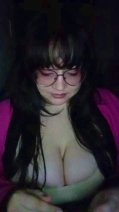 Bruxa_Oichi live cam on Cam4