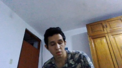 Bryan9418 live cam on Cam4
