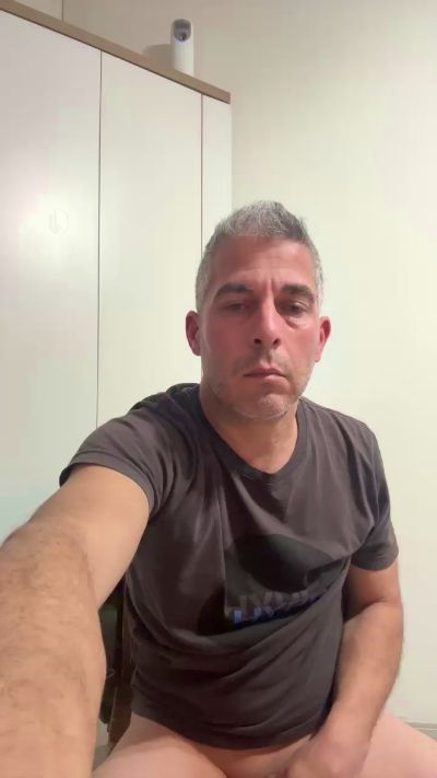 Bsashotbernal live cam on Cam4