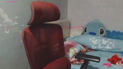 BubbleButtPinay live cam on Cam4