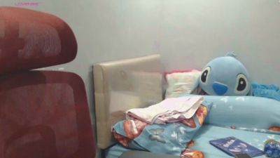 BubbleButtPinay live cam on Cam4