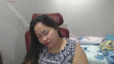 BubbleButtPinay live cam on Cam4