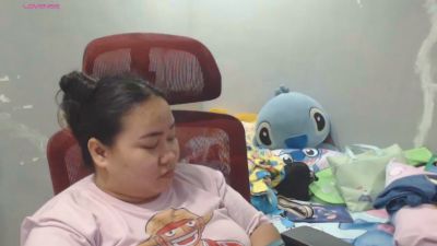 BubbleButtPinay live cam on Cam4