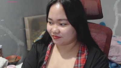 BubbleButtPinay live cam on Cam4