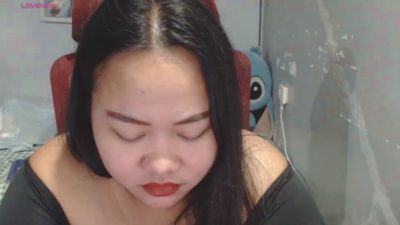 BubbleButtPinay live cam on Cam4