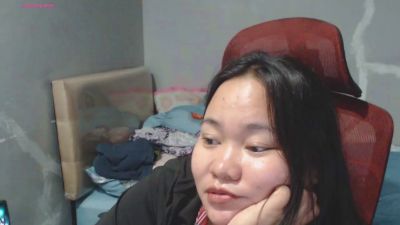 BubbleButtPinay live cam on Cam4