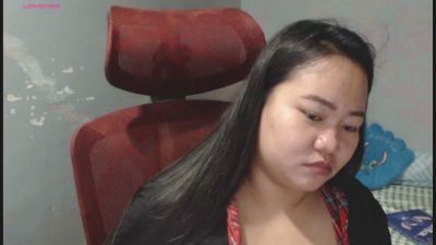 BubbleButtPinay live cam on Cam4