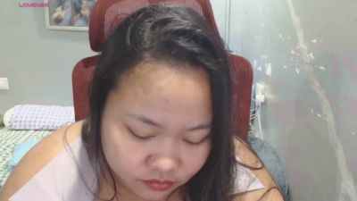 BubbleButtPinay live cam on Cam4
