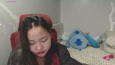 BubbleButtPinay live cam on Cam4