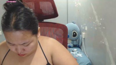 BubbleButtPinay live cam on Cam4