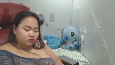 BubbleButtPinay live cam on Cam4