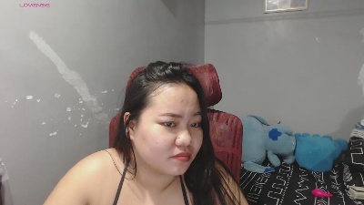 BubbleButtPinay live cam on Cam4