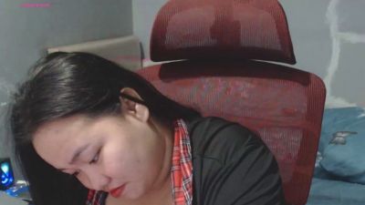 BubbleButtPinay live cam on Cam4