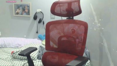 BubbleButtPinay live cam on Cam4