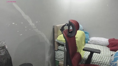 BubbleButtPinay live cam on Cam4