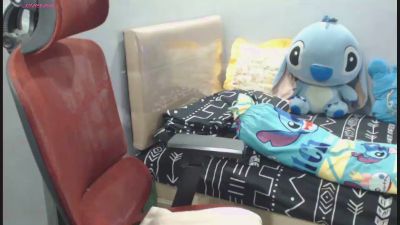 BubbleButtPinay live cam on Cam4