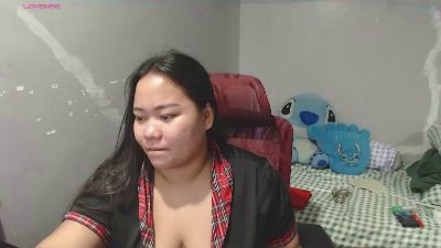 BubbleButtPinay live cam on Cam4