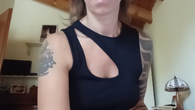 Bubi live cam on Cam4