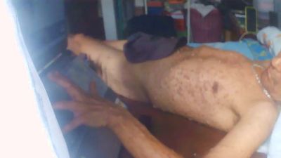 Bucaro_75 live cam on Cam4