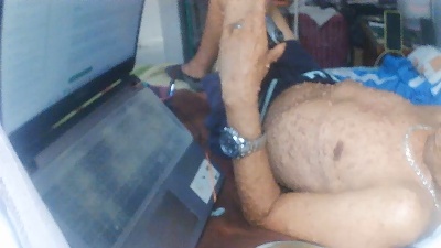 Bucaro_75 live cam on Cam4