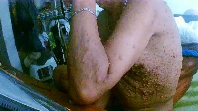 Bucaro_75 live cam on Cam4