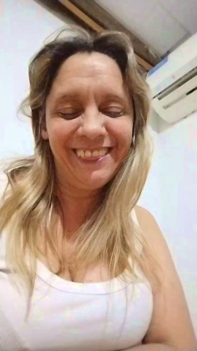 Budita_ live cam on Cam4