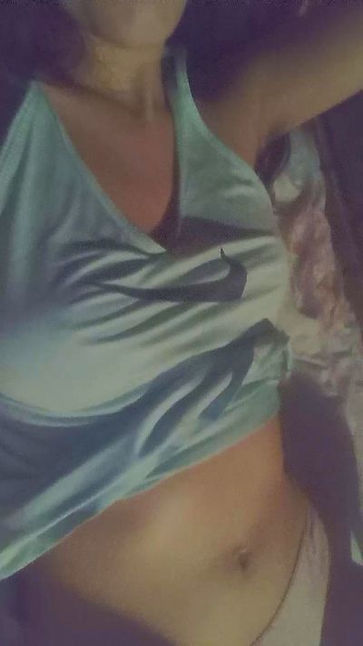 Buendia77 live cam on Cam4