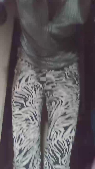 Buendia77 live cam on Cam4