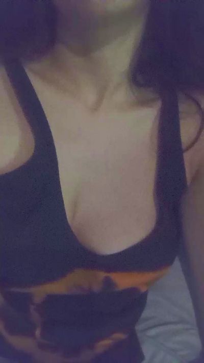 Buendia77 live cam on Cam4