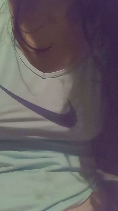 Buendia77 live cam on Cam4