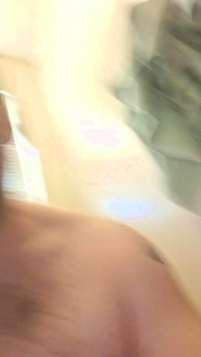 BuiltThickBelow live cam on Cam4