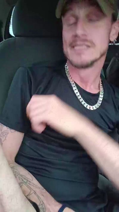 Bulgemannn live cam on Cam4
