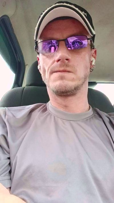 Bulgemannn live cam on Cam4