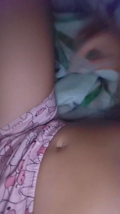 Bulma4 live cam on Cam4