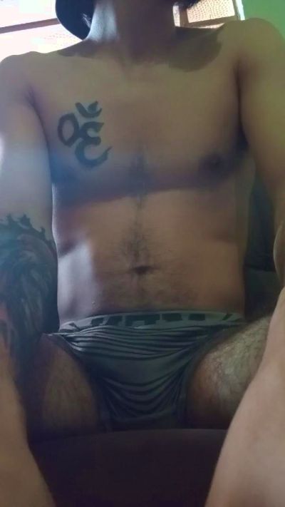 Bungarus live cam on Cam4