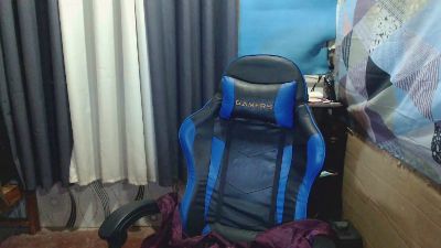 BunnyChains live cam on Cam4