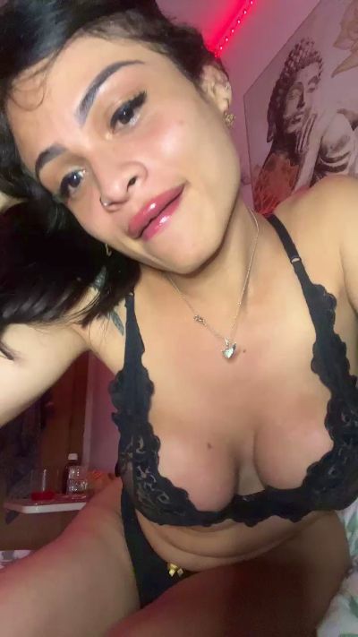 BunnyStar333 live cam on Cam4