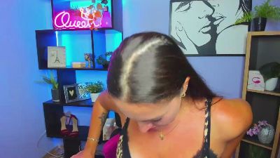 Burn_AMANDA live cam on Cam4