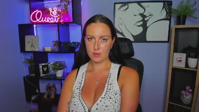 Burn_AMANDA live cam on Cam4