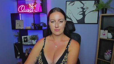 Burn_AMANDA live cam on Cam4