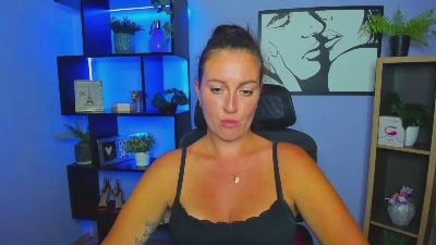 Burn_AMANDA live cam on Cam4