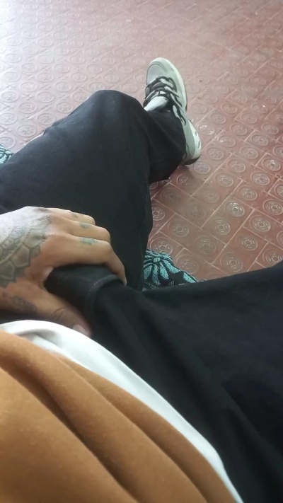 Burroloco69 live cam on Cam4