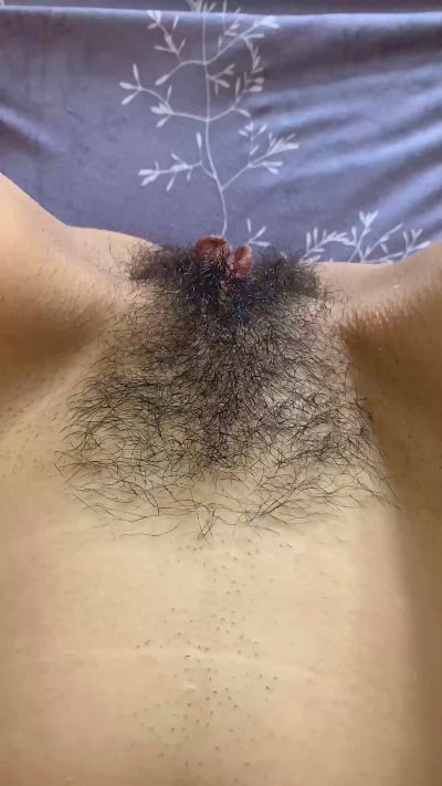 BushGoddess live cam on Cam4