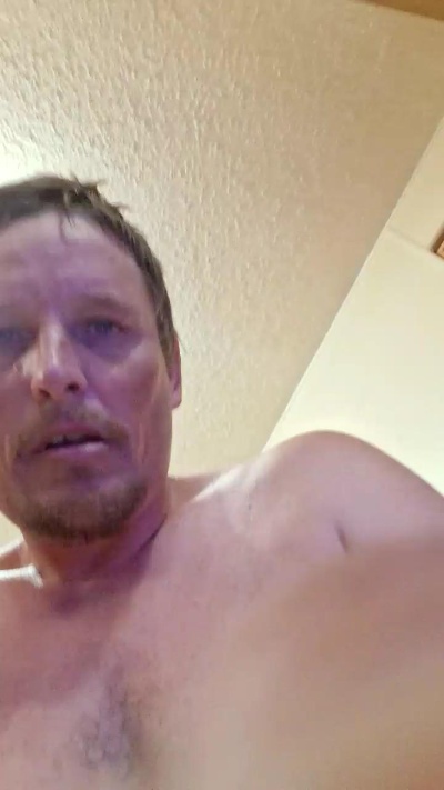 Bushhogger83 live cam on Cam4