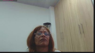 BustyXMilf live cam on Cam4