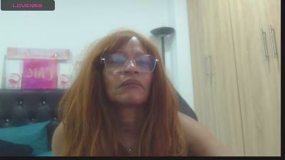 BustyXMilf live cam on Cam4