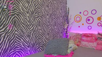 ButterflyJen live cam on Cam4